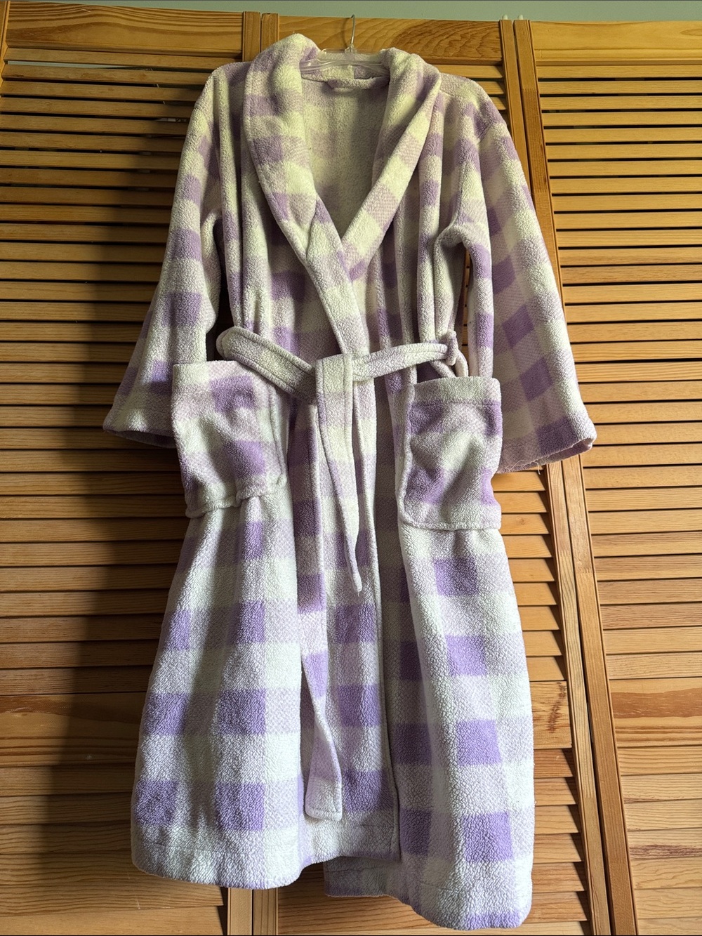 PINK Victoria's Secret Lavender and Cream Check Plush Bathrobe